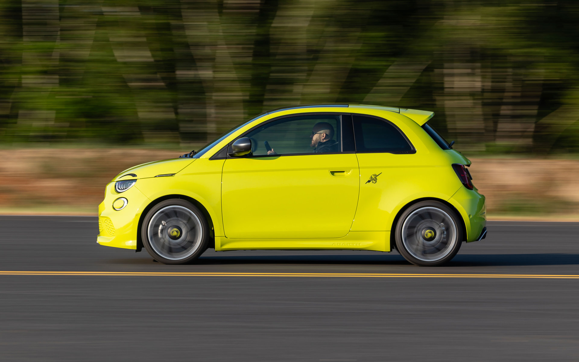 Διαστάσεις — Abarth 500e Hatchback
