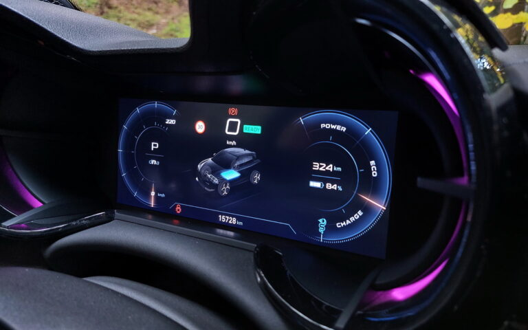 Alfa-Romeo-Junior-Elettrica-EV-test-drive-2026-04 (32)