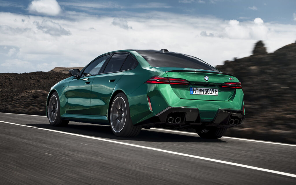 BMW M5 Sedan