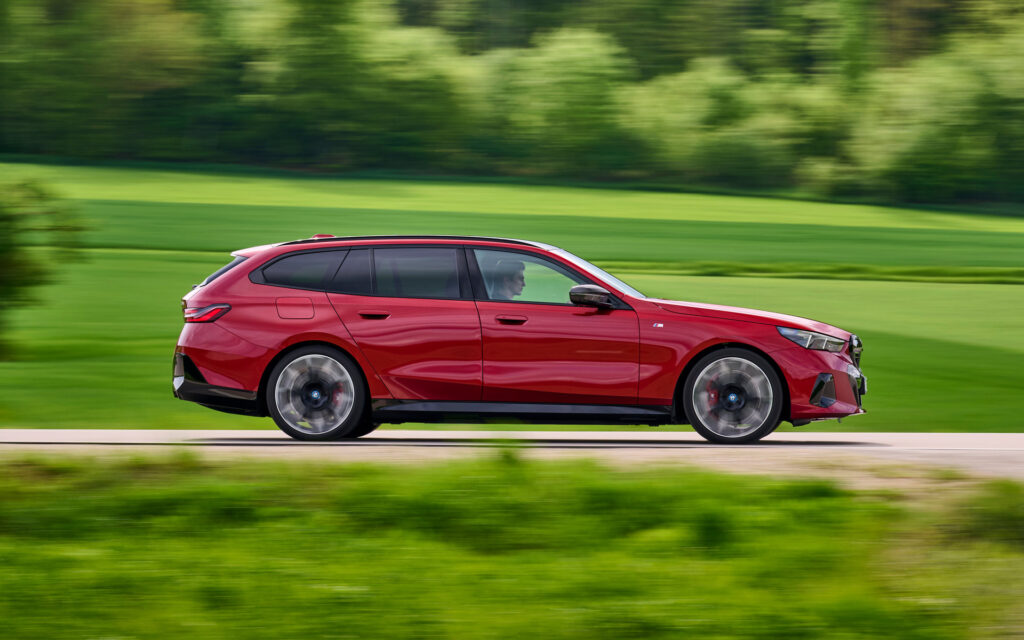 BMW i5 Touring