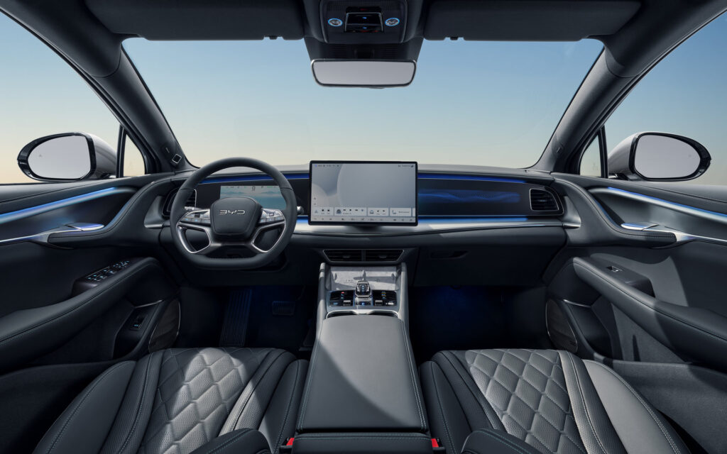 BYD Sealion 7