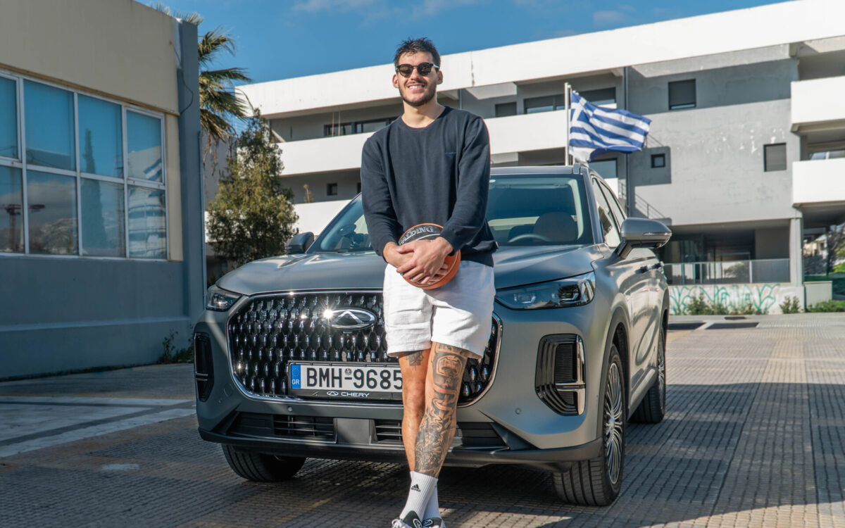 Γιώργος Καλαϊτζάκης: Μία απολαυστική βόλτα με το τετρακίνητο υβριδικό SUV Chery Tiggo 9