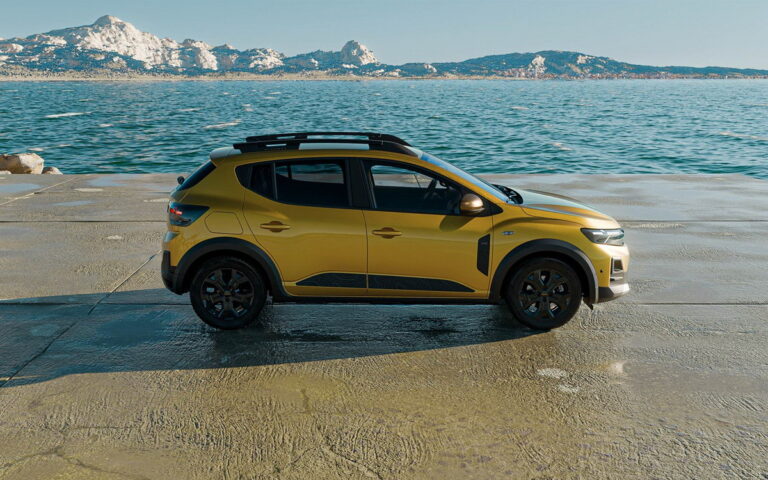 Dacia-Sandero-Stepway-2025-yellow-1
