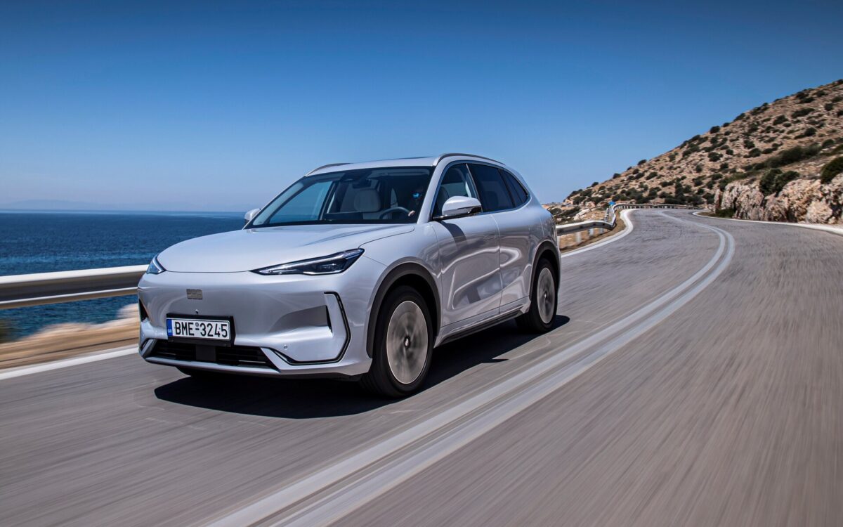 Geely EX5: Σε σούπερ τιμή το οικογενειακό ηλεκτρικό SUV