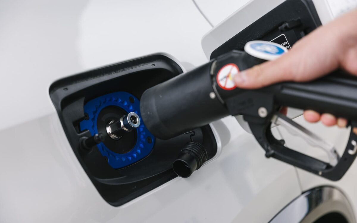 Υδρογόνο: Τα υπέρ και τα κατά σε σχέση με τα ηλεκτρικά μπαταρίας