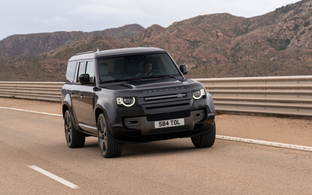 Land Rover Defender 130