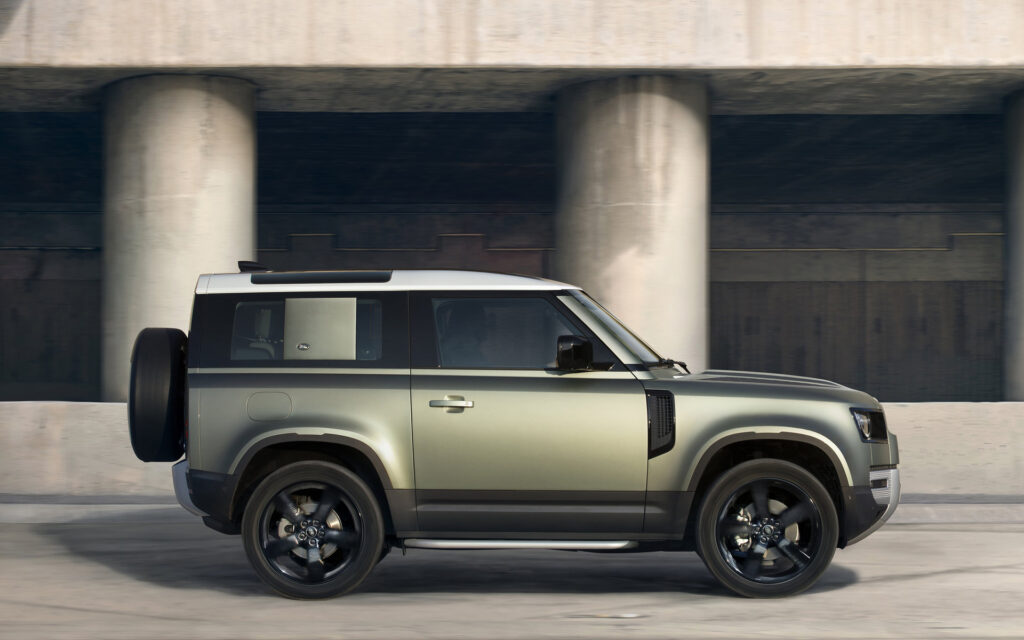 Land Rover Defender 90