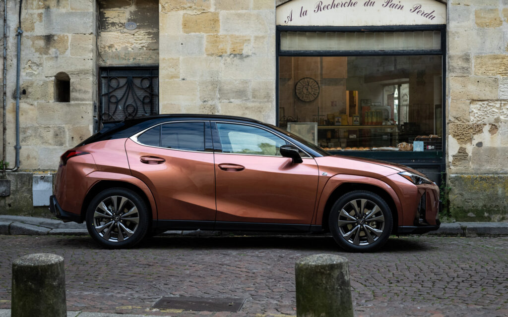 Lexus UX