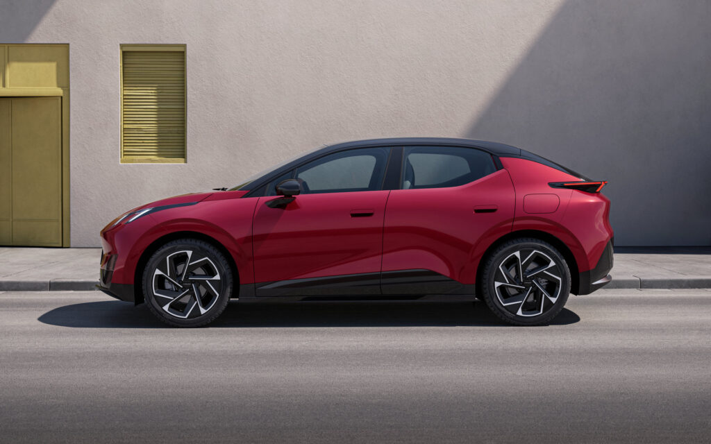 Lynk & Co 02