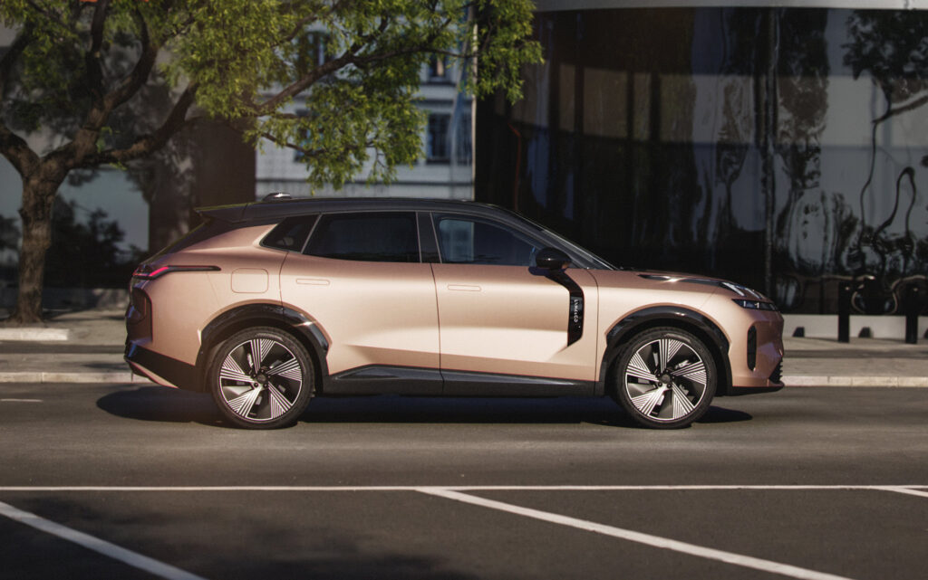 Lynk & Co 08