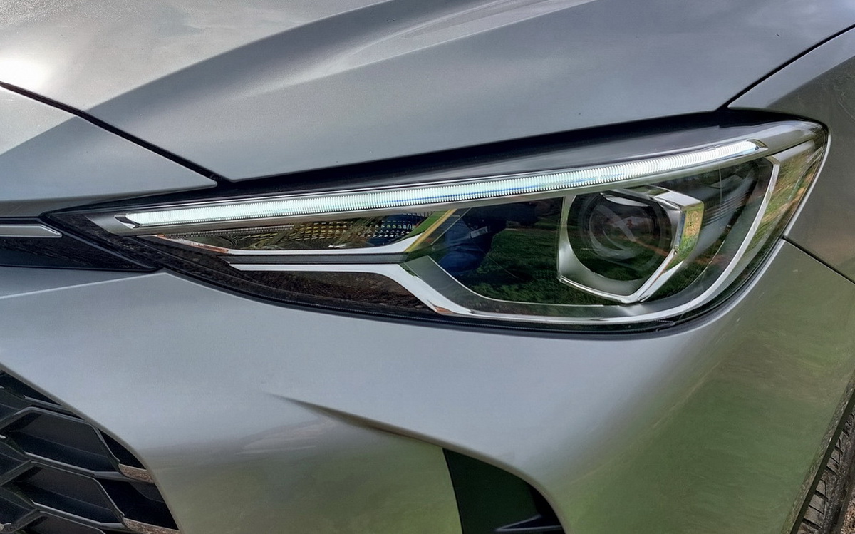 MG-ZS-MAX-HYBRID+-2025-TEST-DRIVE (3)