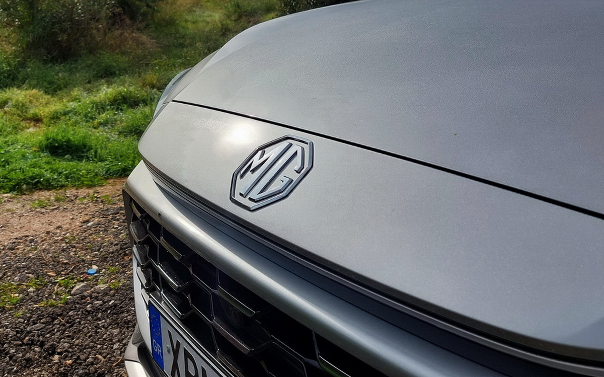 MG-ZS-MAX-HYBRID+-2025-TEST-DRIVE (4)