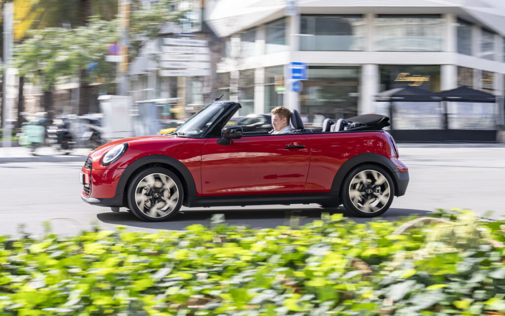 MINI Cabrio