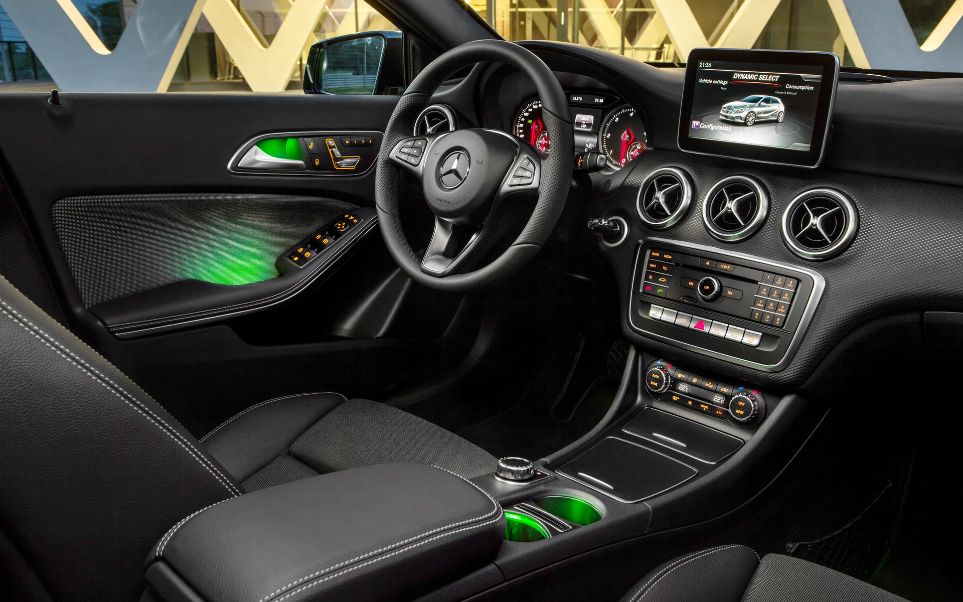 Mercedes-Benz-A-Class-2013-2018-8