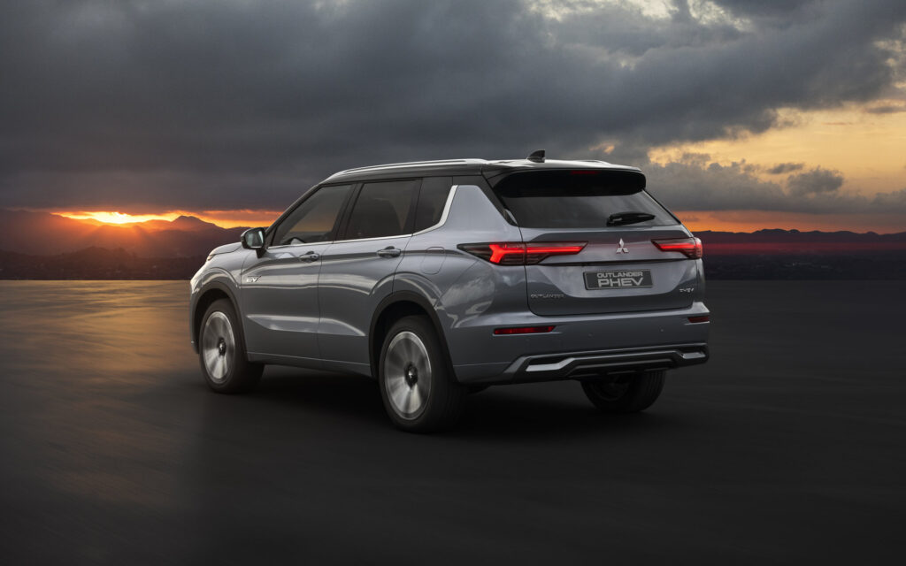 Mitsubishi Motors Outlander