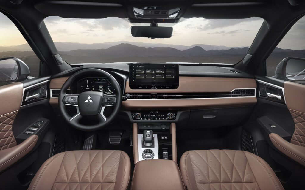 Mitsubishi Motors Outlander