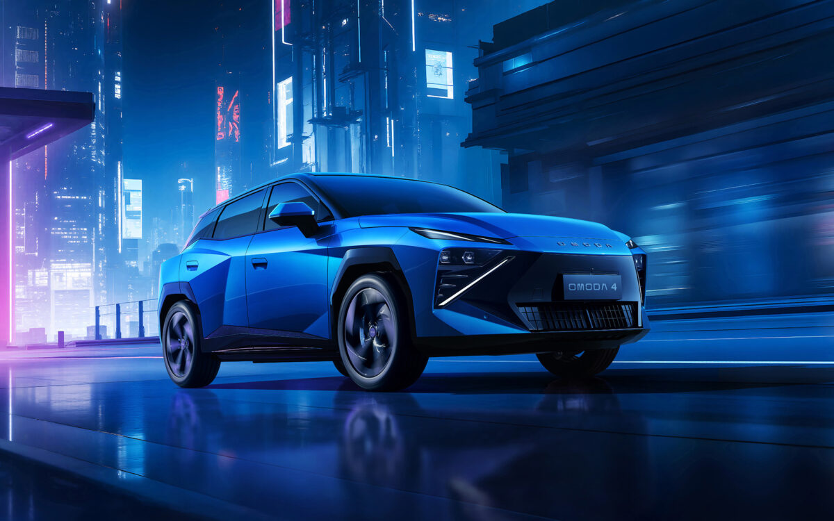 Omoda 4: Ηλεκτρικό ή full hybrid, μπαίνει δυναμικά στα C-SUV