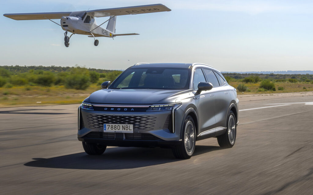 Omoda 9