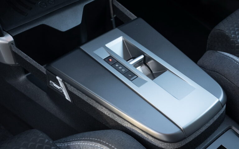 Opel-Frontera-Hybrid_526942