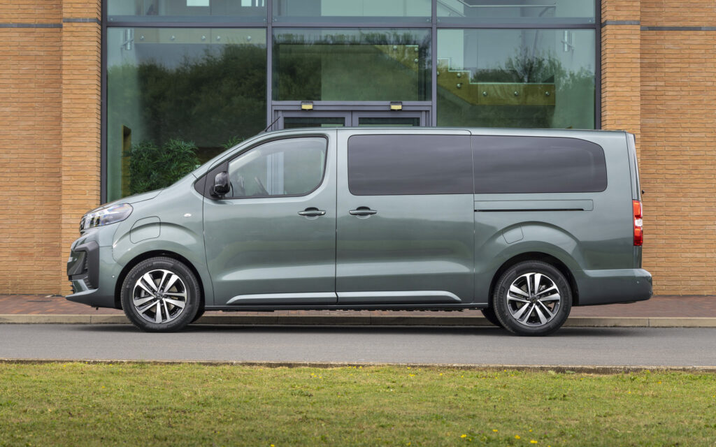 Peugeot E-Traveller L3H1