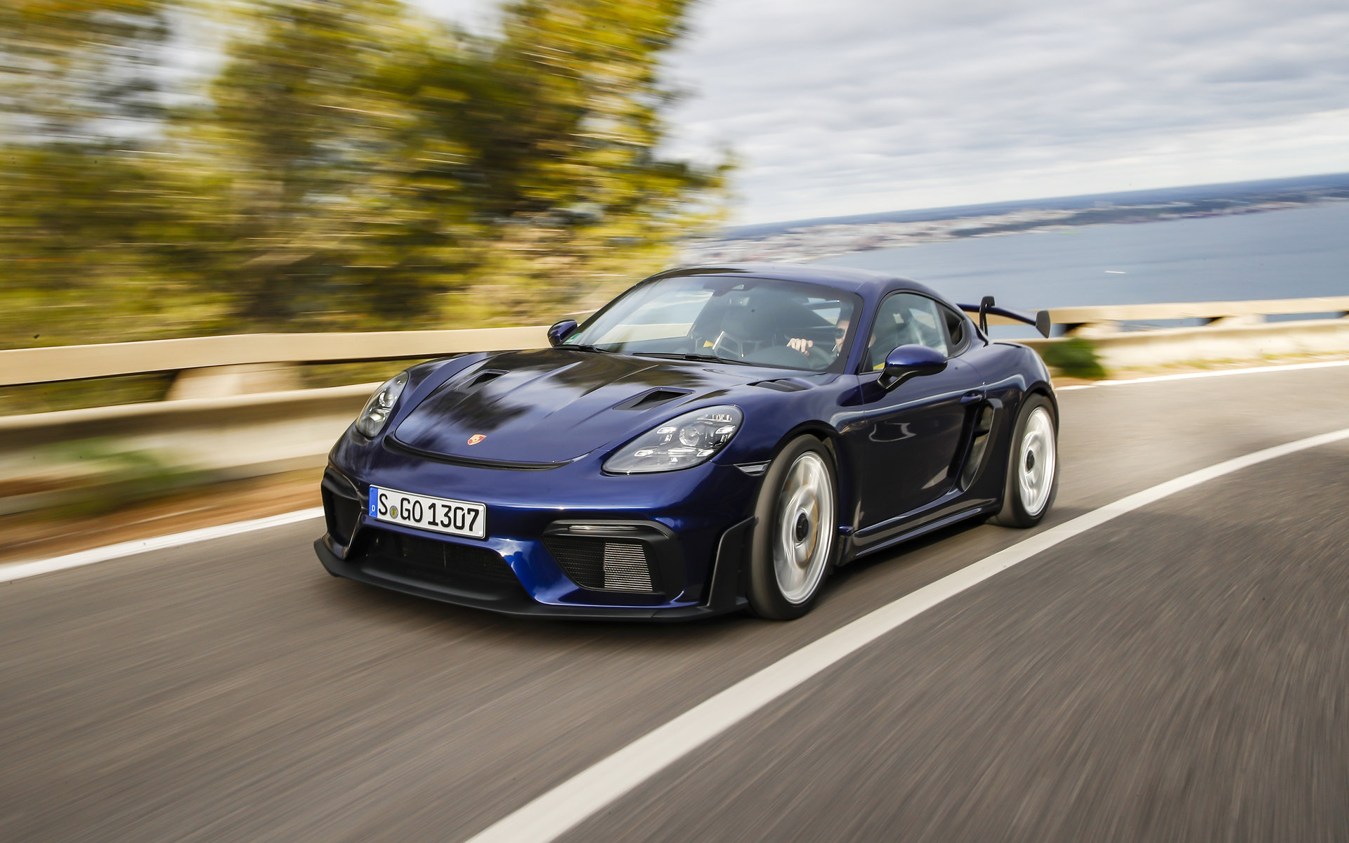 718 Cayman GT4 RS