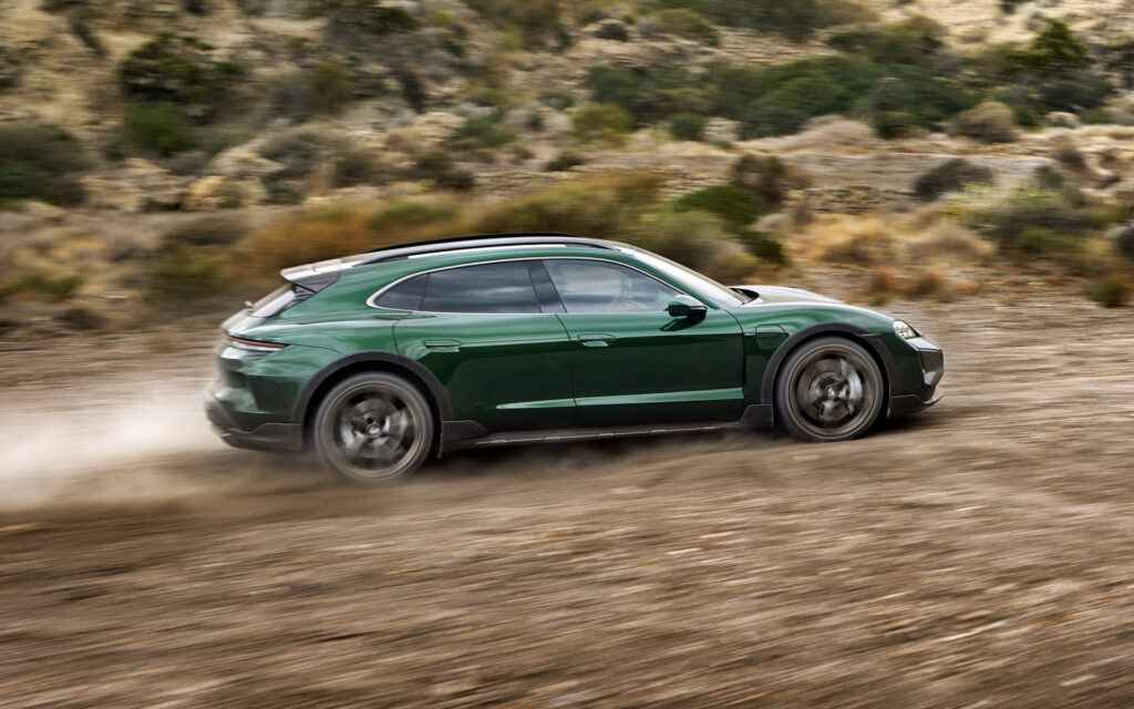 Porsche Taycan Cross Turismo