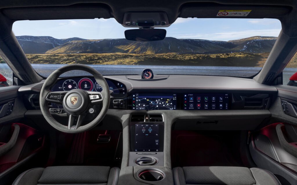 Porsche Taycan Sport Saloon