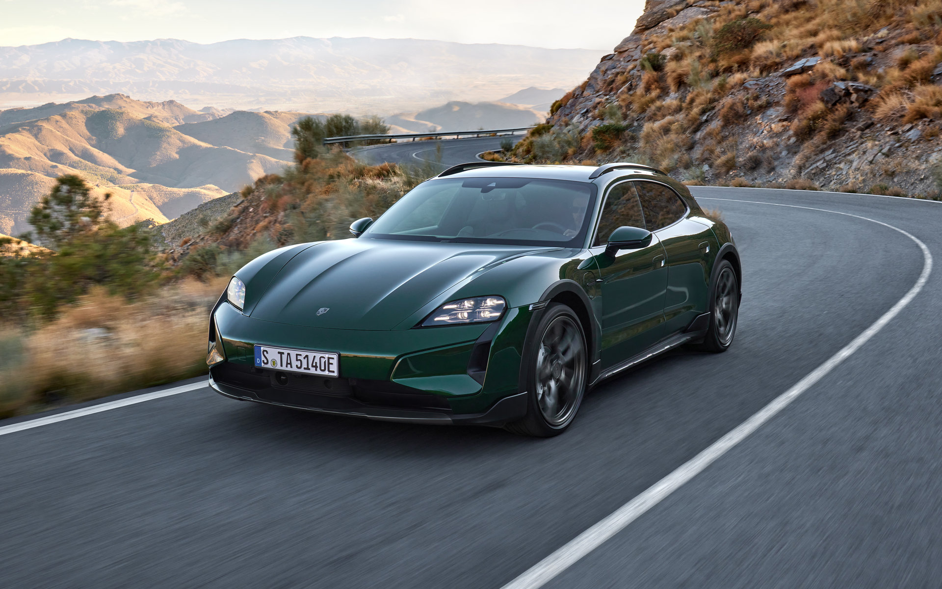 Taycan Cross Turismo