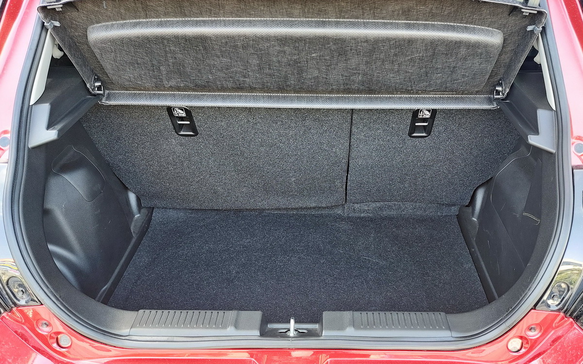 Suzuki-Swift-Hybrid-Auto-test-2026 (16)