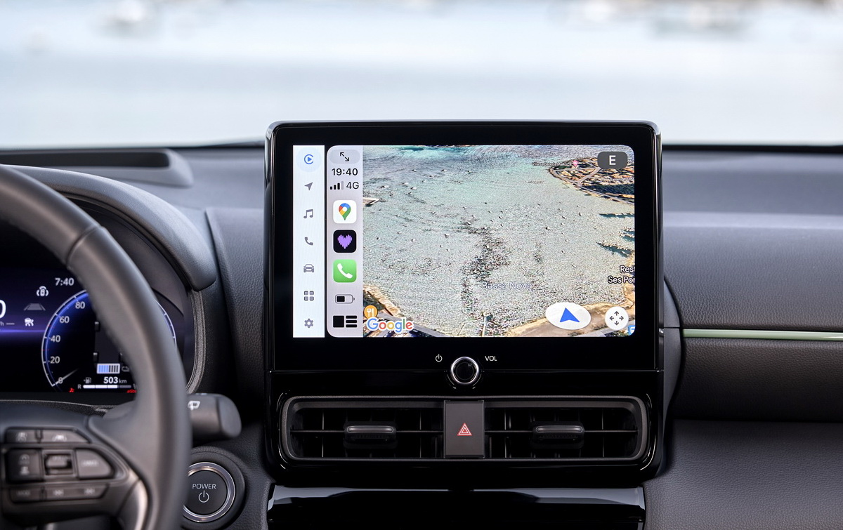 Toyota Yaris Cross Premiere Edition Hybrid 130 2024 (4)