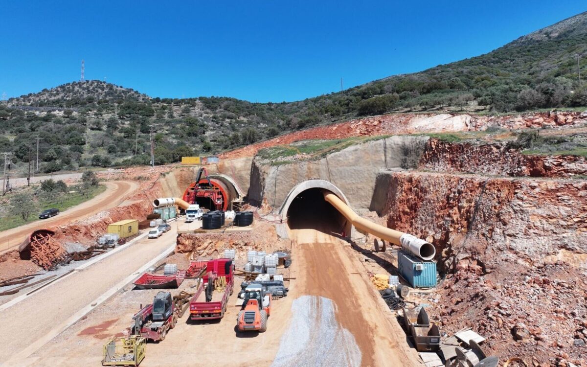 ΒΟΑΚ: Το τούνελ στα Μάλια επισκέφθηκε ο Χρίστος Δήμας