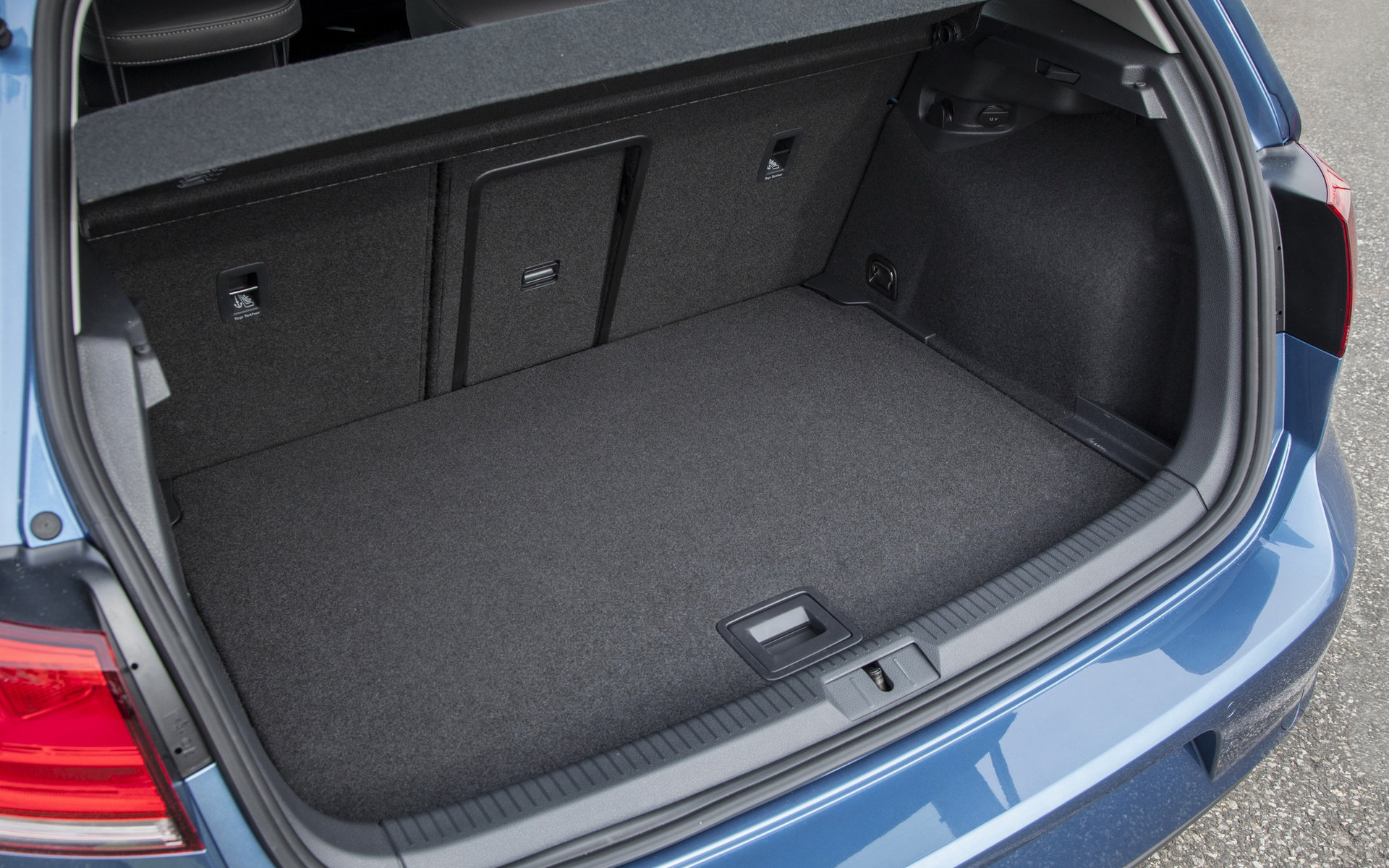 Volkswagen-Golf-VII-2013-2019-8