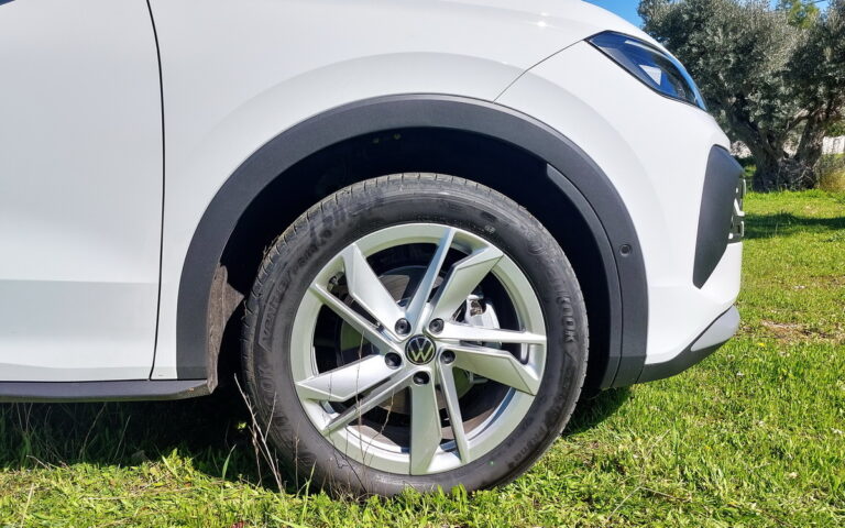 Volkswagen-VW-T-Roc-GR presentation-2026 (6)