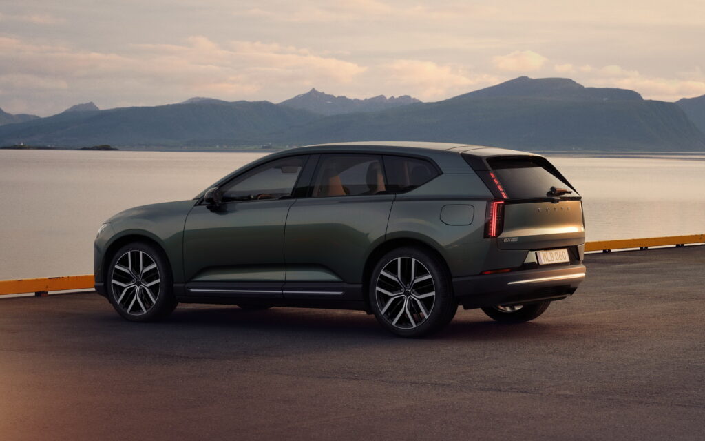 Volvo EX60