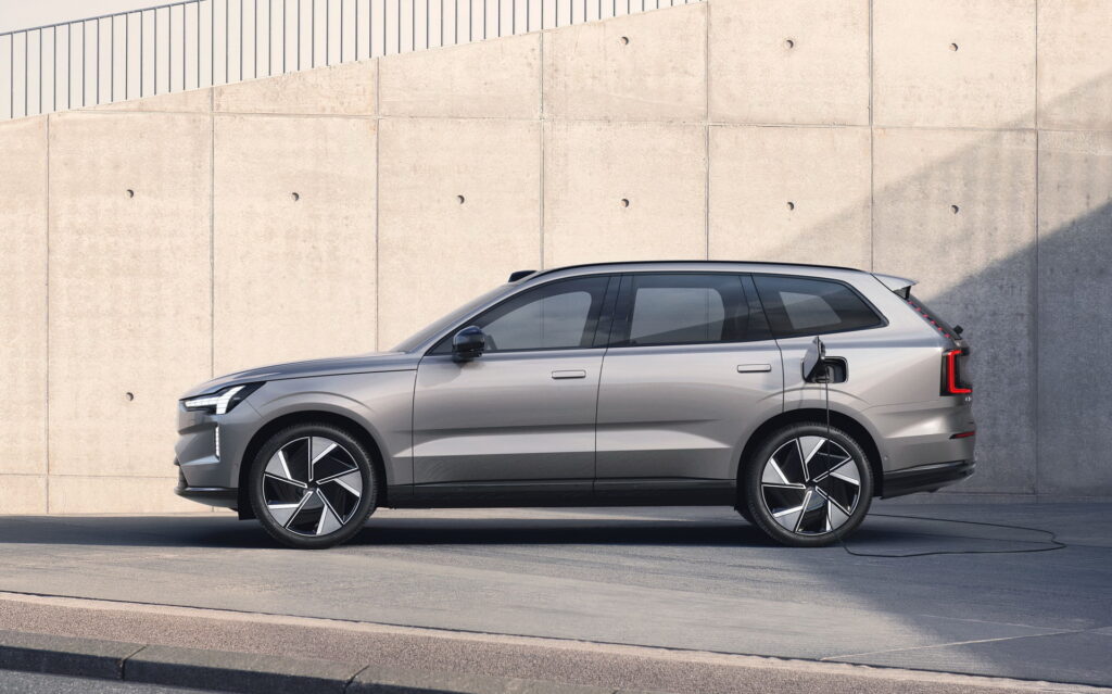 Volvo EX90