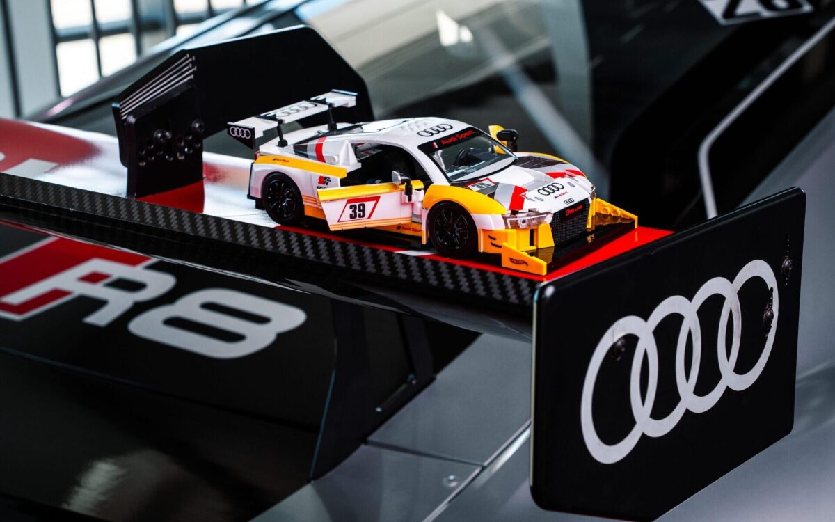 Δύο θρυλικά Audi σε κλίμακα από την Mattel