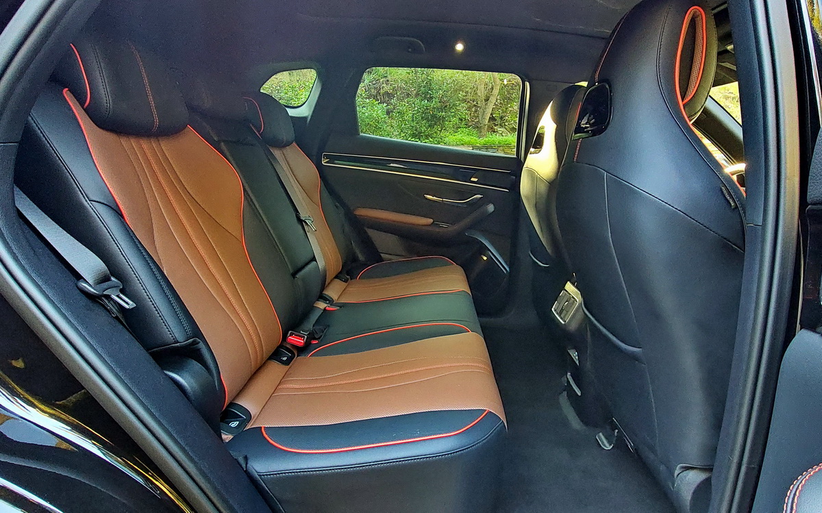 BYD-Seal-U-DM-i-PHEV-test-drive-2026 (6)