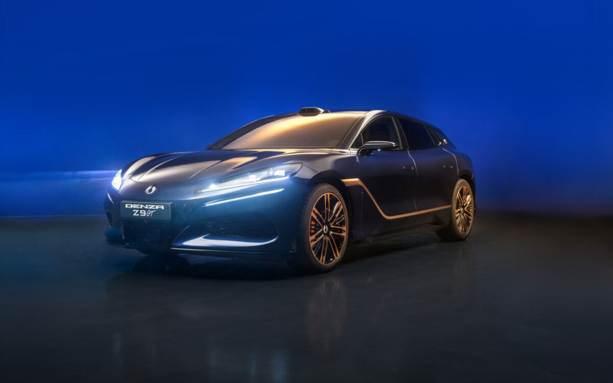 Το μοναδικό Denza Z9GT των 1.150 ίππων μάγεψε στο κόκκινο χαλί των Καννών