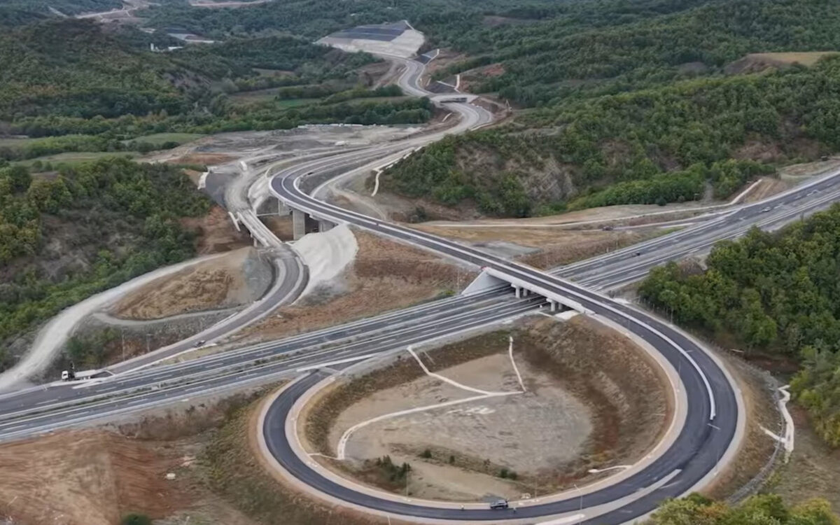 E65: «Αγώνας δρόμου» για να παραδοθεί το βόρειο τμήμα εντός του καλοκαιριού