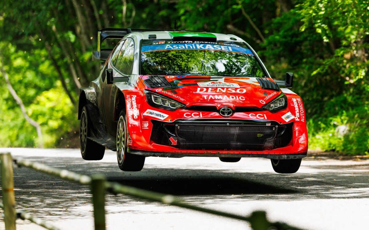 WRC, Ράλλυ Ιαπωνίας: Καρέ για την Toyota και νίκη για τον Evans (video)