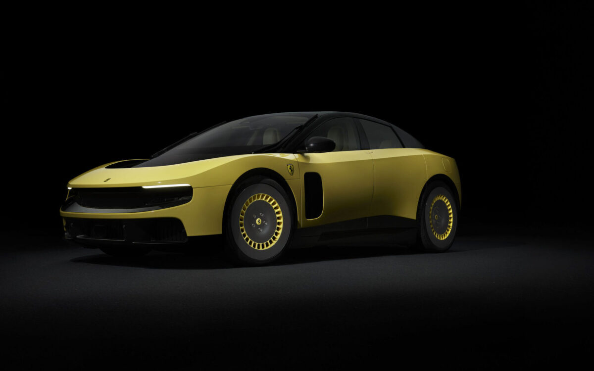 Παράδοξο, αλλά στη Ferrari Luce το κάπνισμα… επιτρέπεται