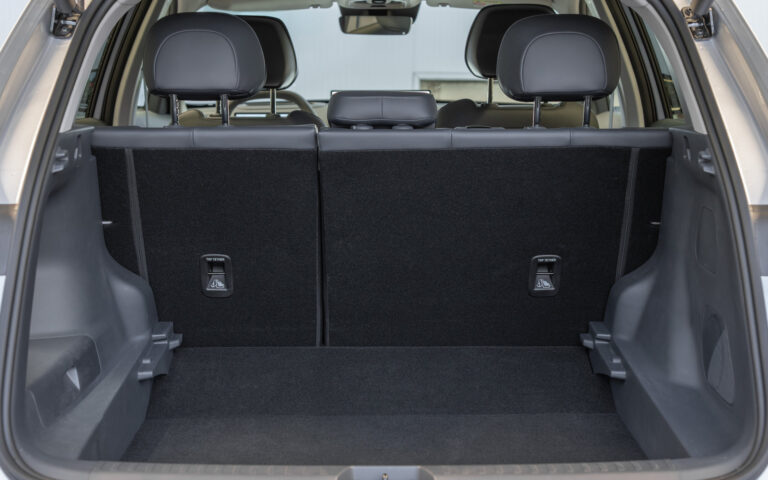 Geely-Starray-8
