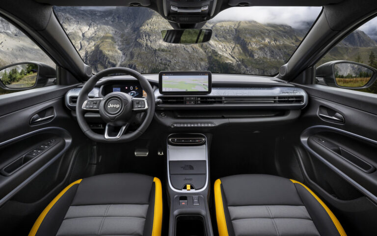 Jeep-Avenger-5