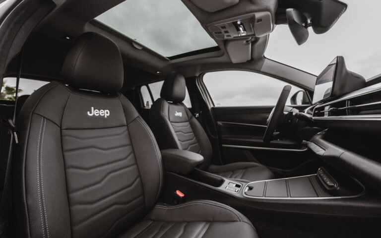 Jeep-Avenger-6