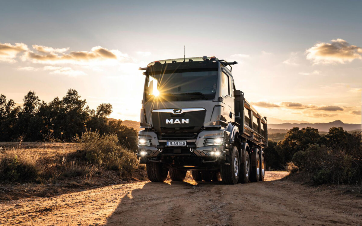 Η Kosmocar Trucks & Buses στην έκθεση Transport Show 2026