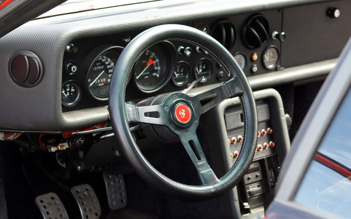 Lancia-Rally-037-Stradale-1982–89-3