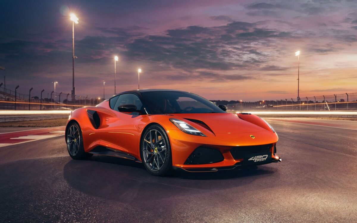 Lotus Emira 420 Sport: Περισσότερη ισχύς, μικρότερο βάρος, υψηλότερη τιμή