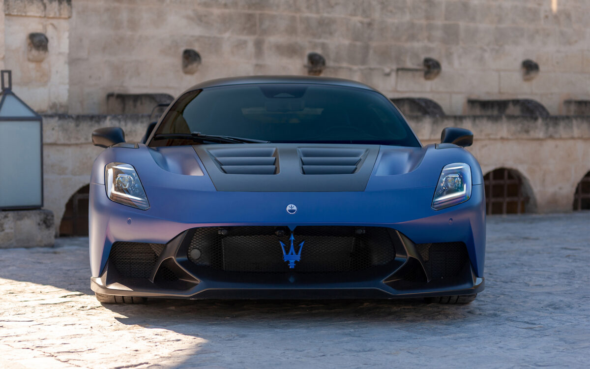 Η BYD βάζει στο μάτι τη Maserati! Τι απαντά η Stellantis;