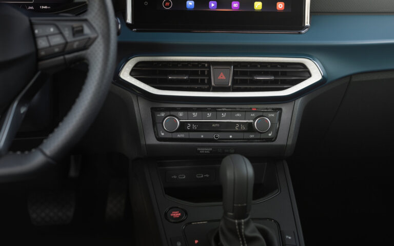 SEAT-Arona-2026-11