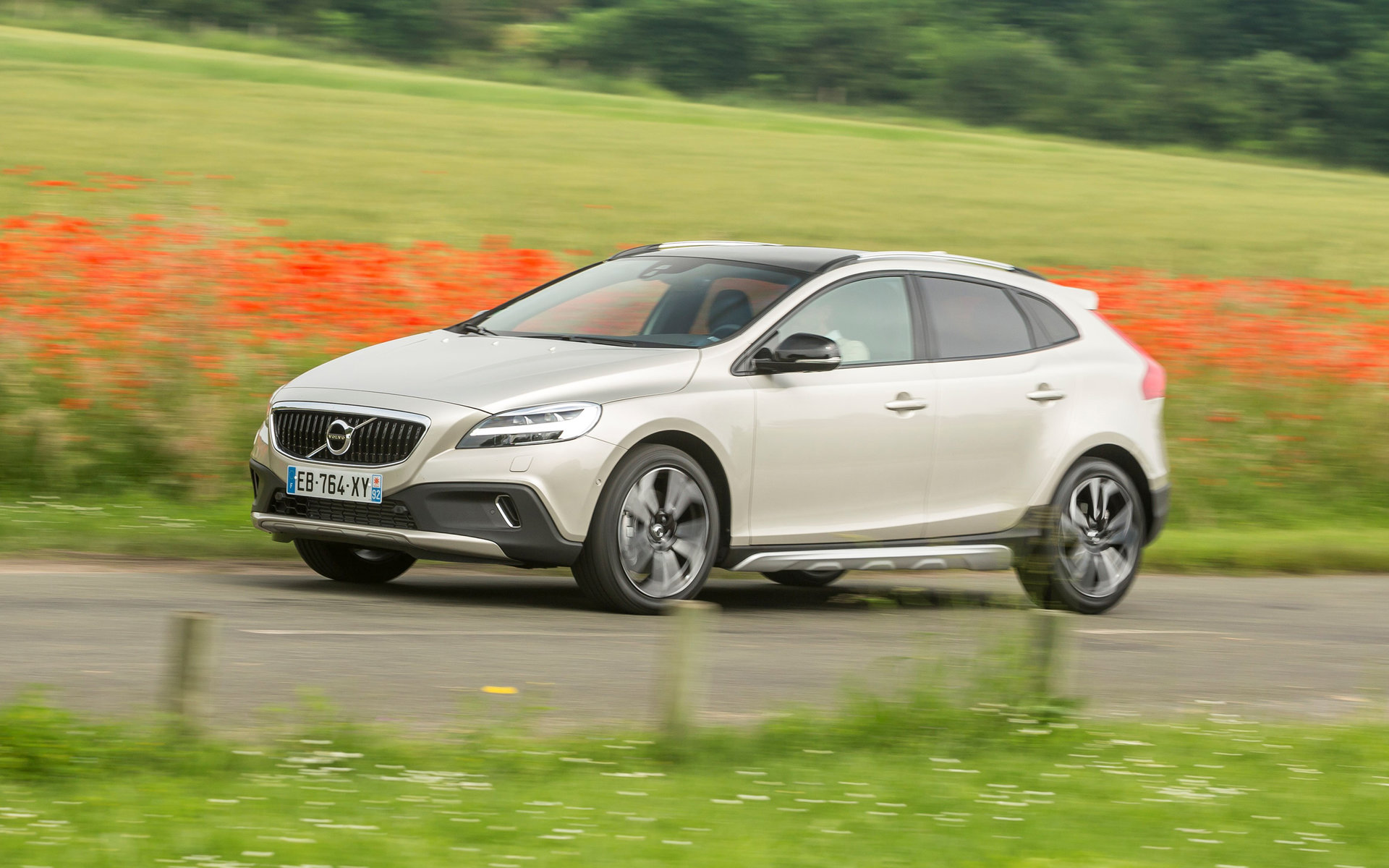 Volvo V40 Cross Country MY17